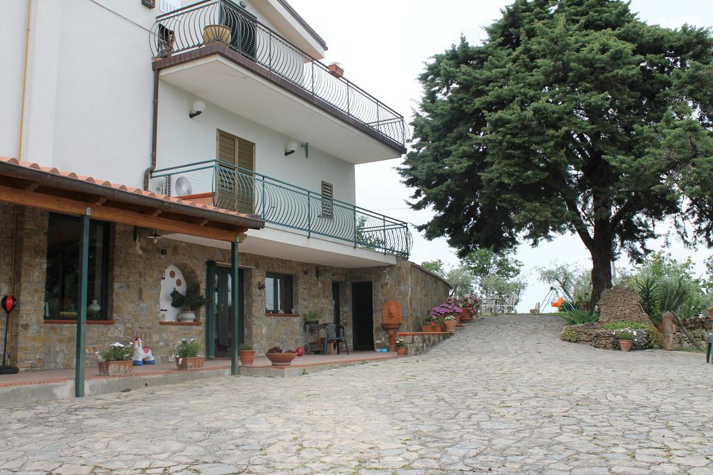 Bed & Breakfast Villa Flora Eredita Exterior photo
